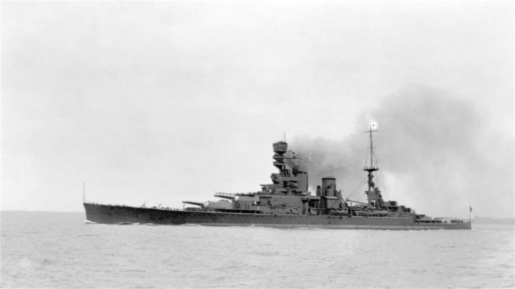 HMS Renown 