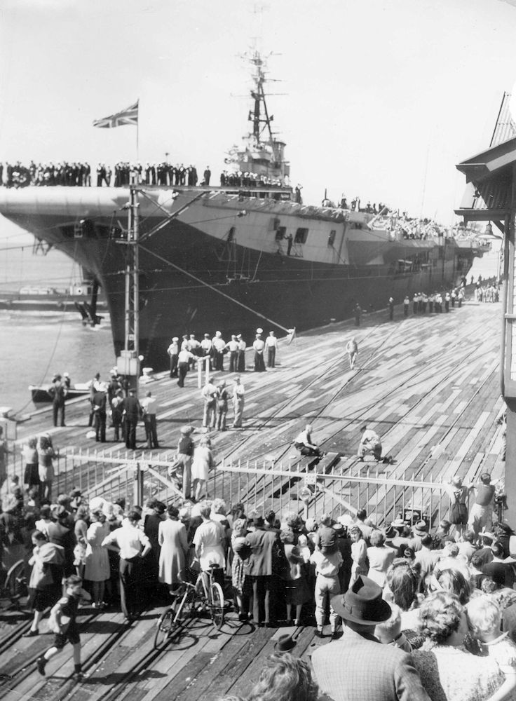 HMS Glory on a visit to Melbourne, 1946