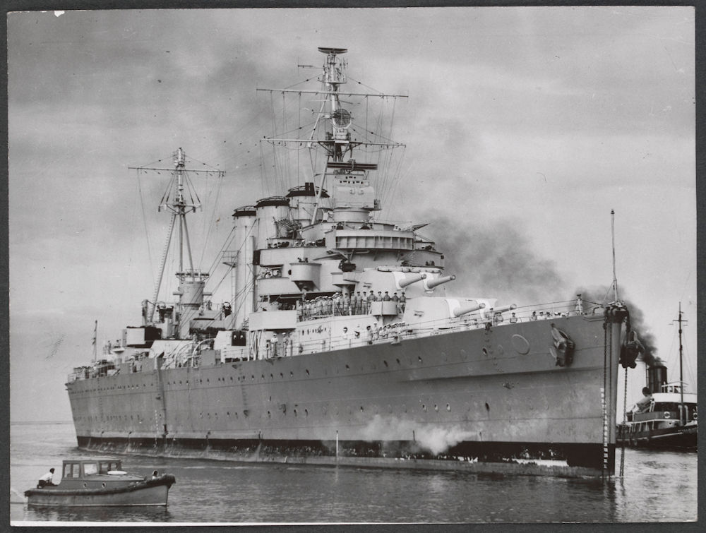 HMAS Australia arrives into Adelaide, 2 February 1946