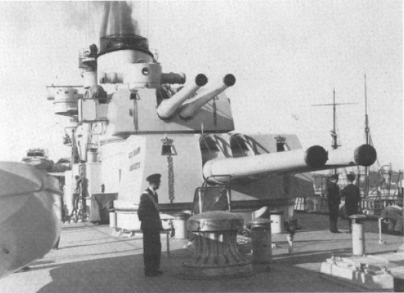 Bolzano's two twin 203mm aft turrets