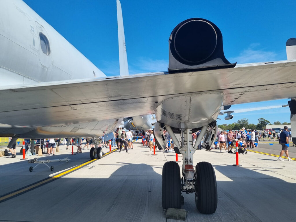 Lockheed AP-3C Orion engine exhaust