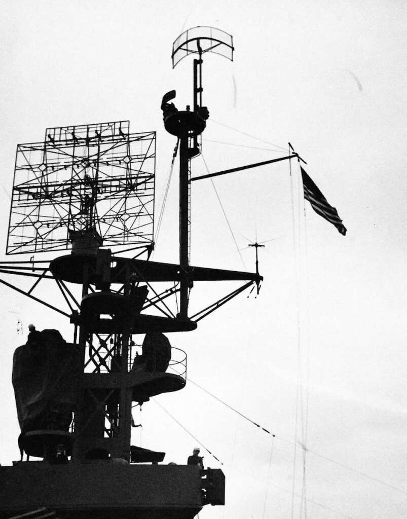 Radar antennae on USS Gambier Bay (CVE-73) YE (top), SG (middle), and SK (bottom). Photographed on 14 January 1944