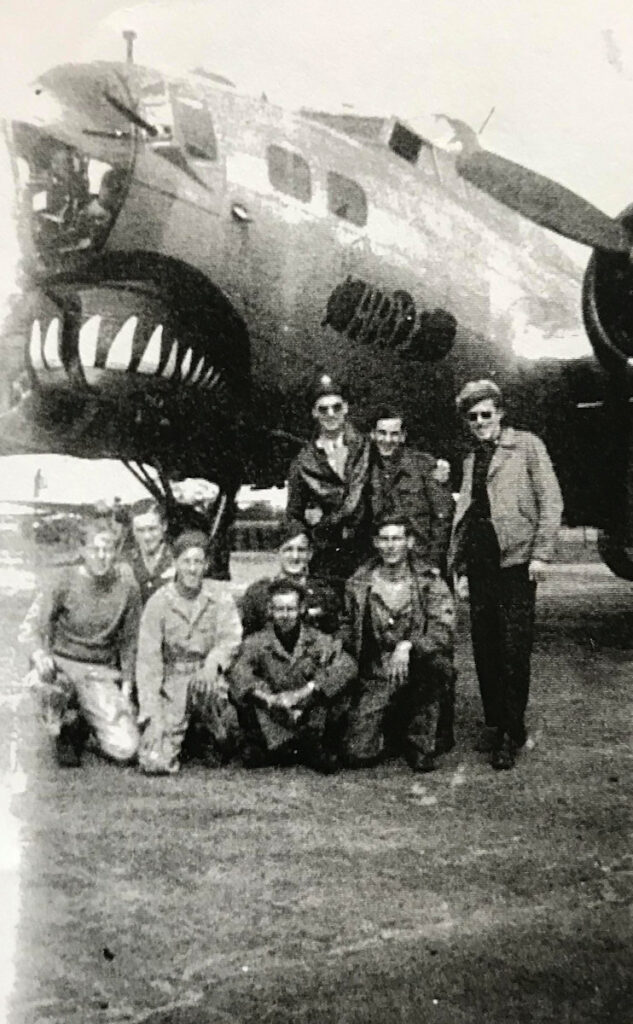 Queen Mary Boeing B-17G 44-6598 95BG