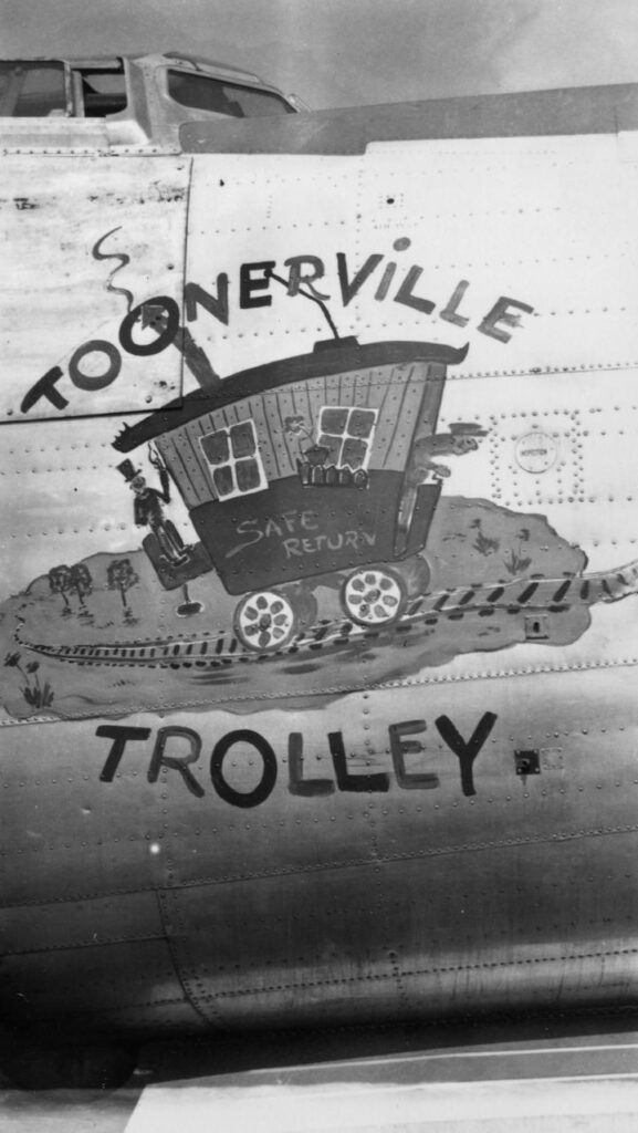 Consolidated B-24 Liberator Toonerville Trolley of the 389th Bomb Group 567th Bomb Squadron, s/n 42-50731 coded HP-Y