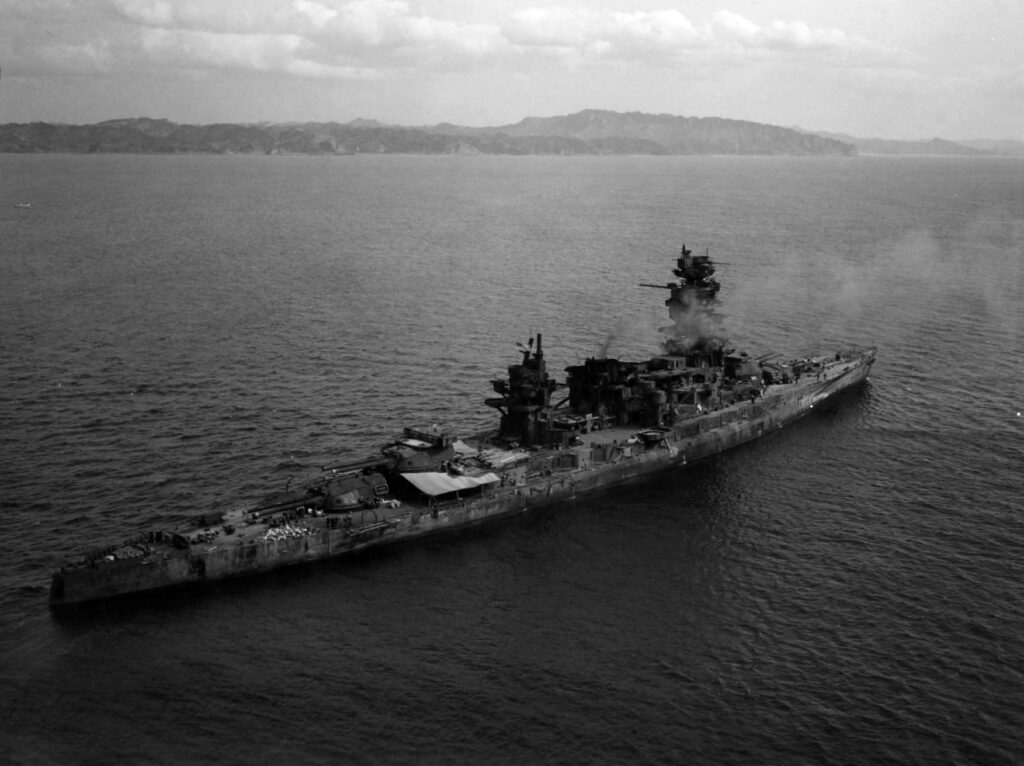 Nagato steams towards Bikini Atoll in the Pacific, in March 1946