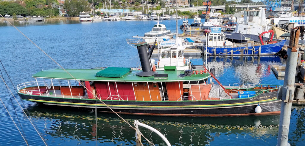 Steam Launch Lady Hopetoun seen from the Kanangra