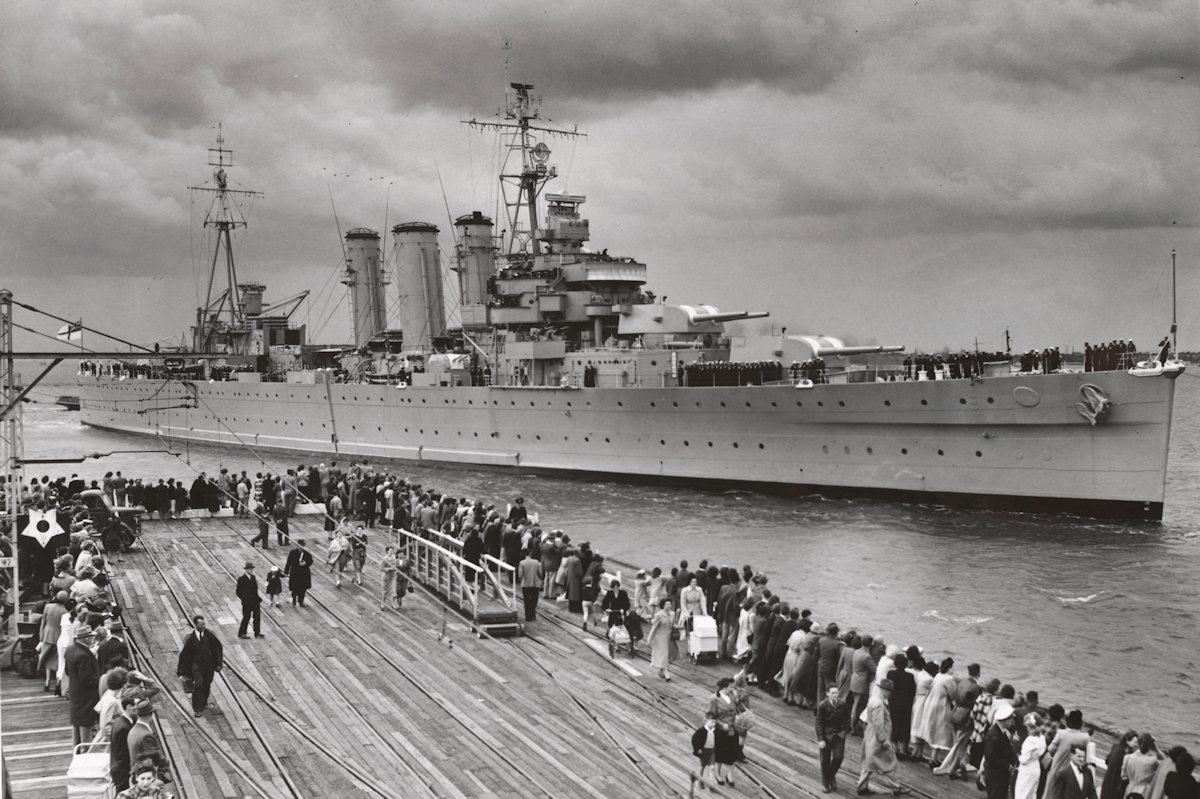 HMAS Australia (D84) arrives at Port Melbourne, Victoria, circa 1948