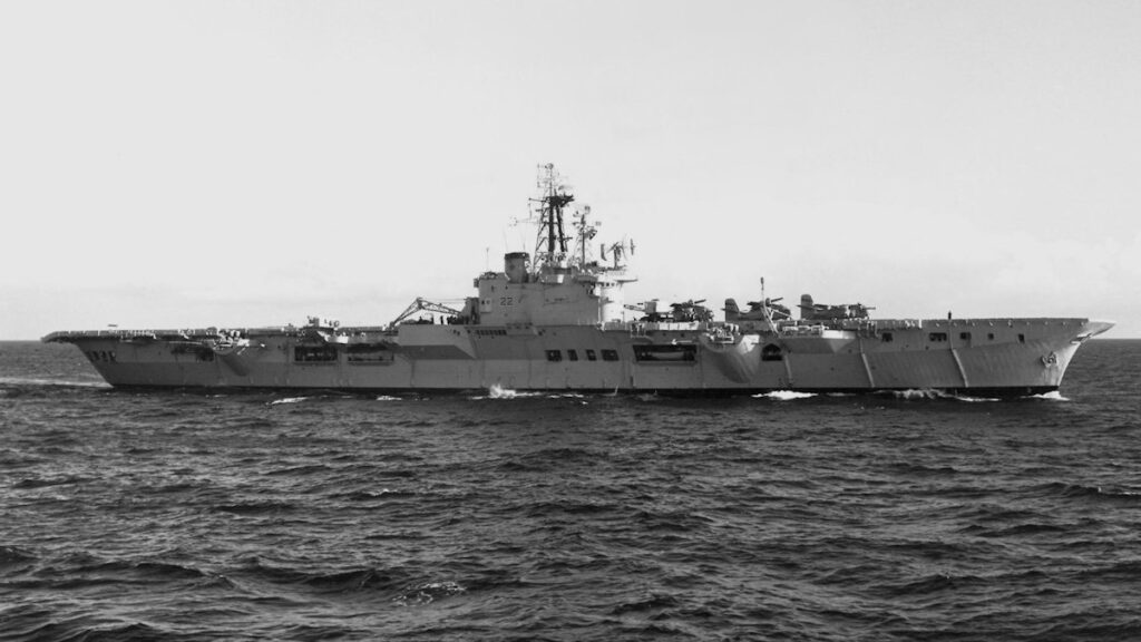 HMCS Bonaventure (CVL 22) at sea in 1961