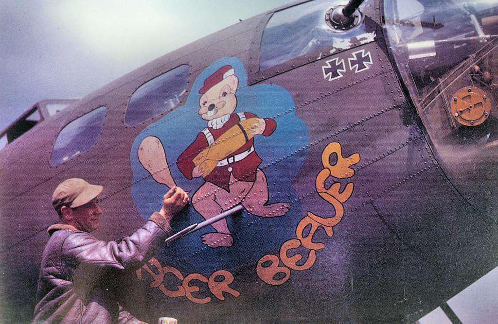 Eager Beaver B-17F-10-BO Flying Fortress sn 41-24487