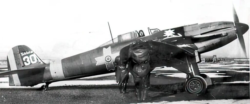 Heinkel He 112 in Romanian livery at Focsani airport in the end of 1942