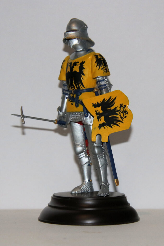 XVth Century German Knight 1/16th Scale Model